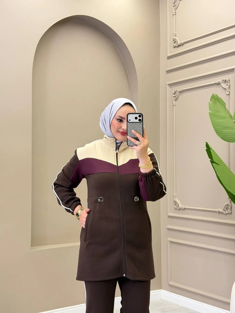 2-Piece Women’s Matching Set — A-181
