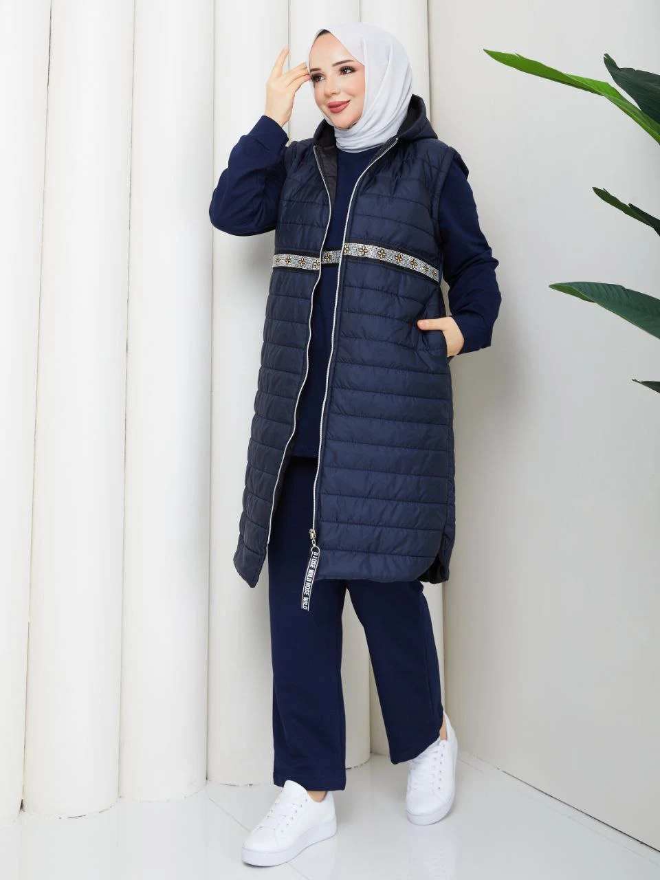 Three-Piece Set with Quilted Outer Layer — 2033