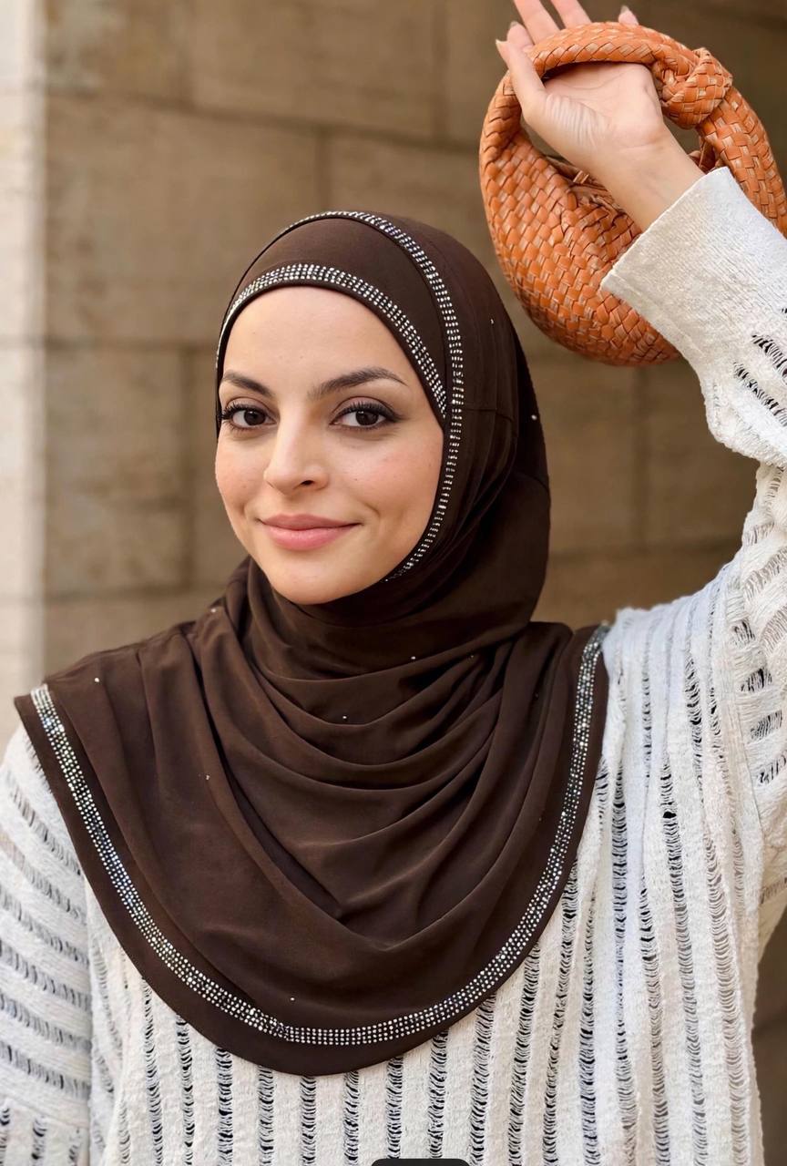 حجاب من قطعتين بتفاصيل أحجار للزينة — F28473