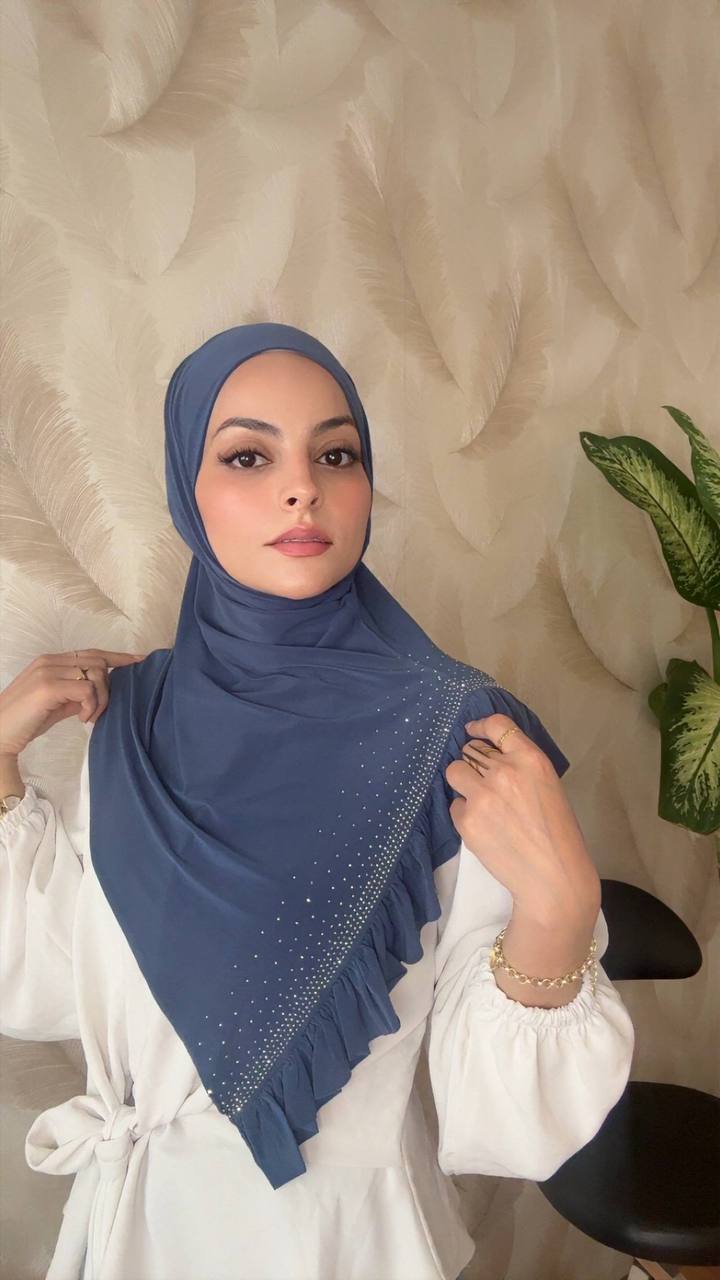 Ruffle Detail Scarf — F27791