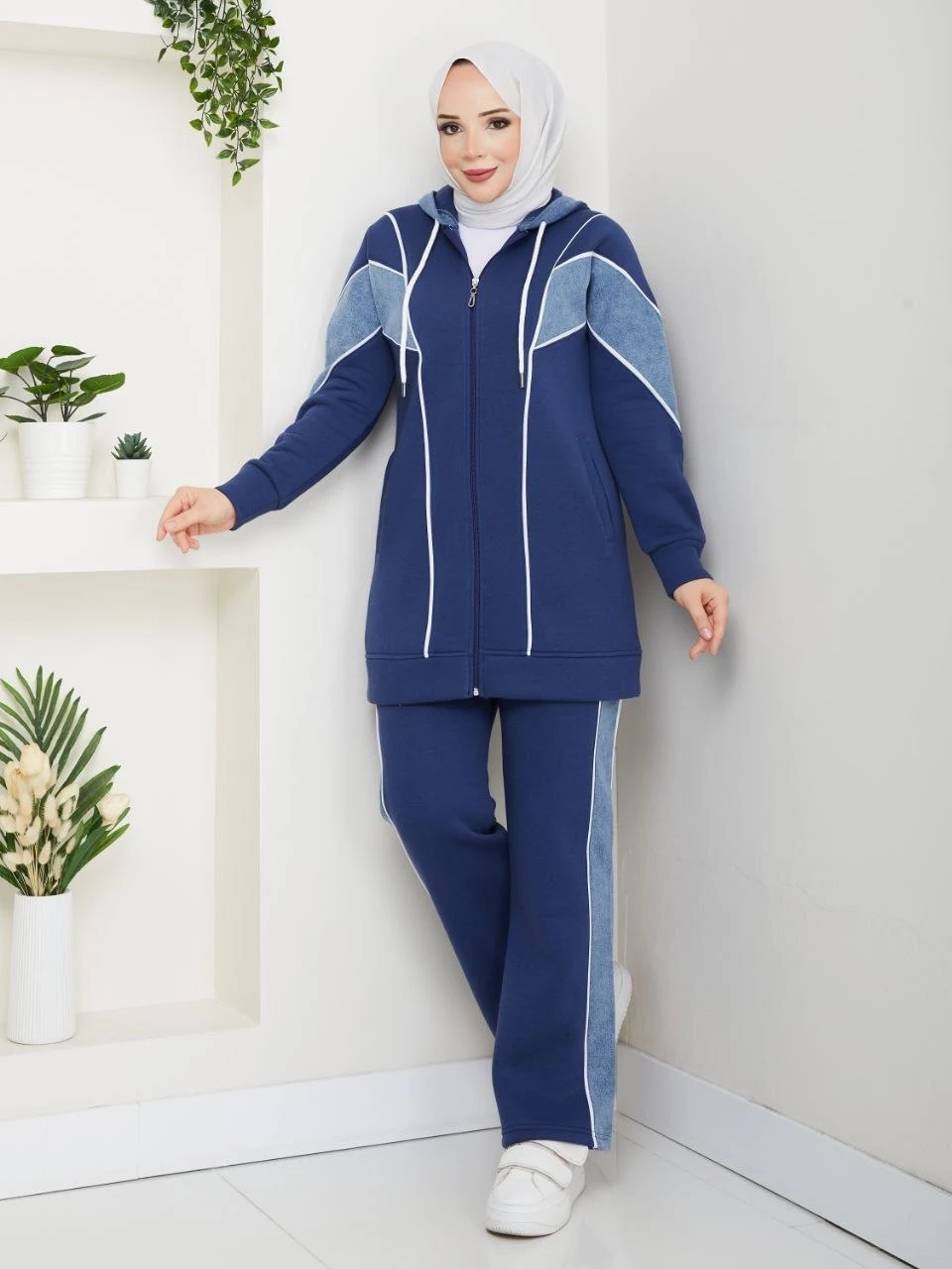 2-Piece Women’s Matching Set — A-129