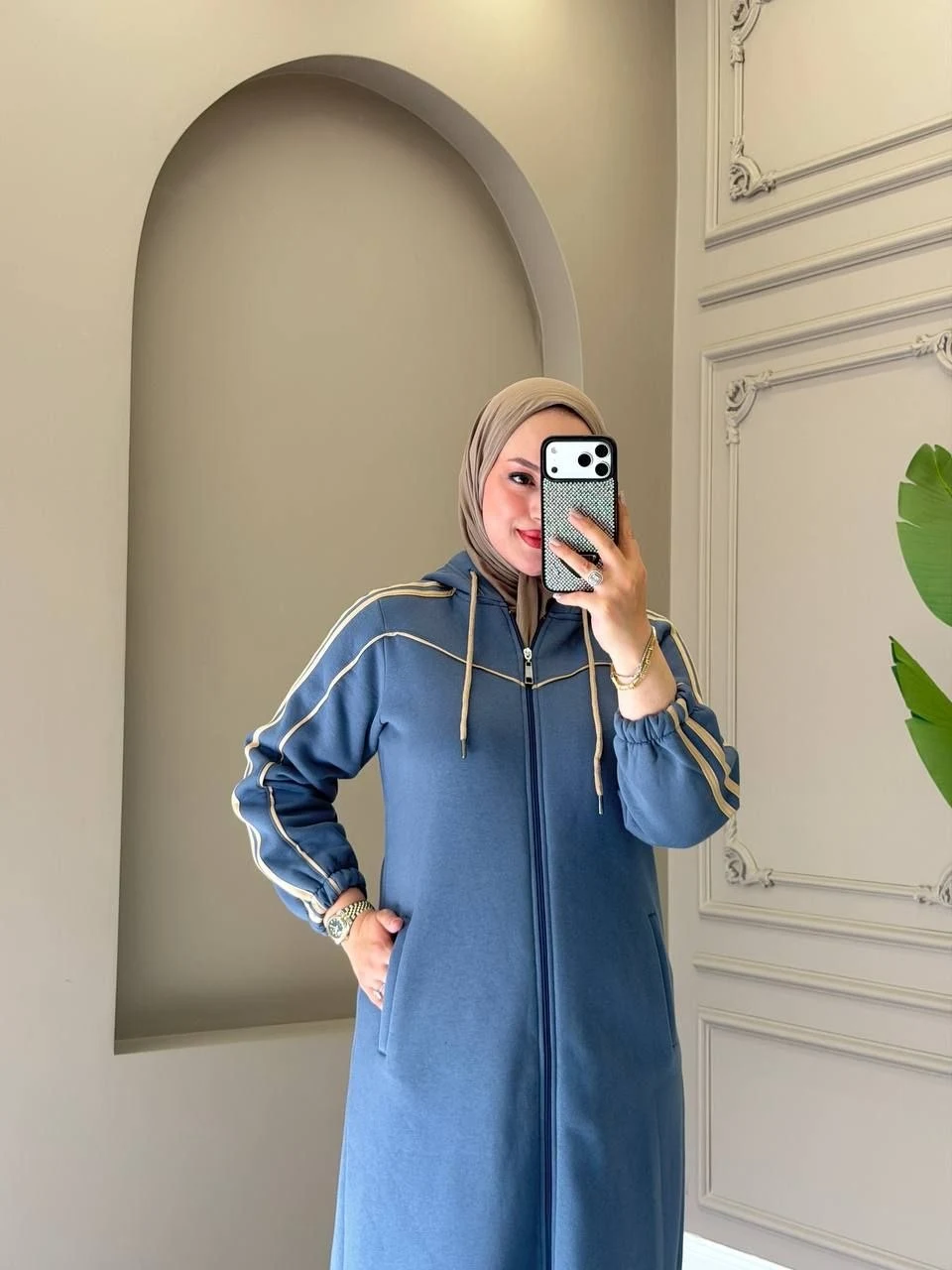 2-Piece Women’s Matching Set — A-177