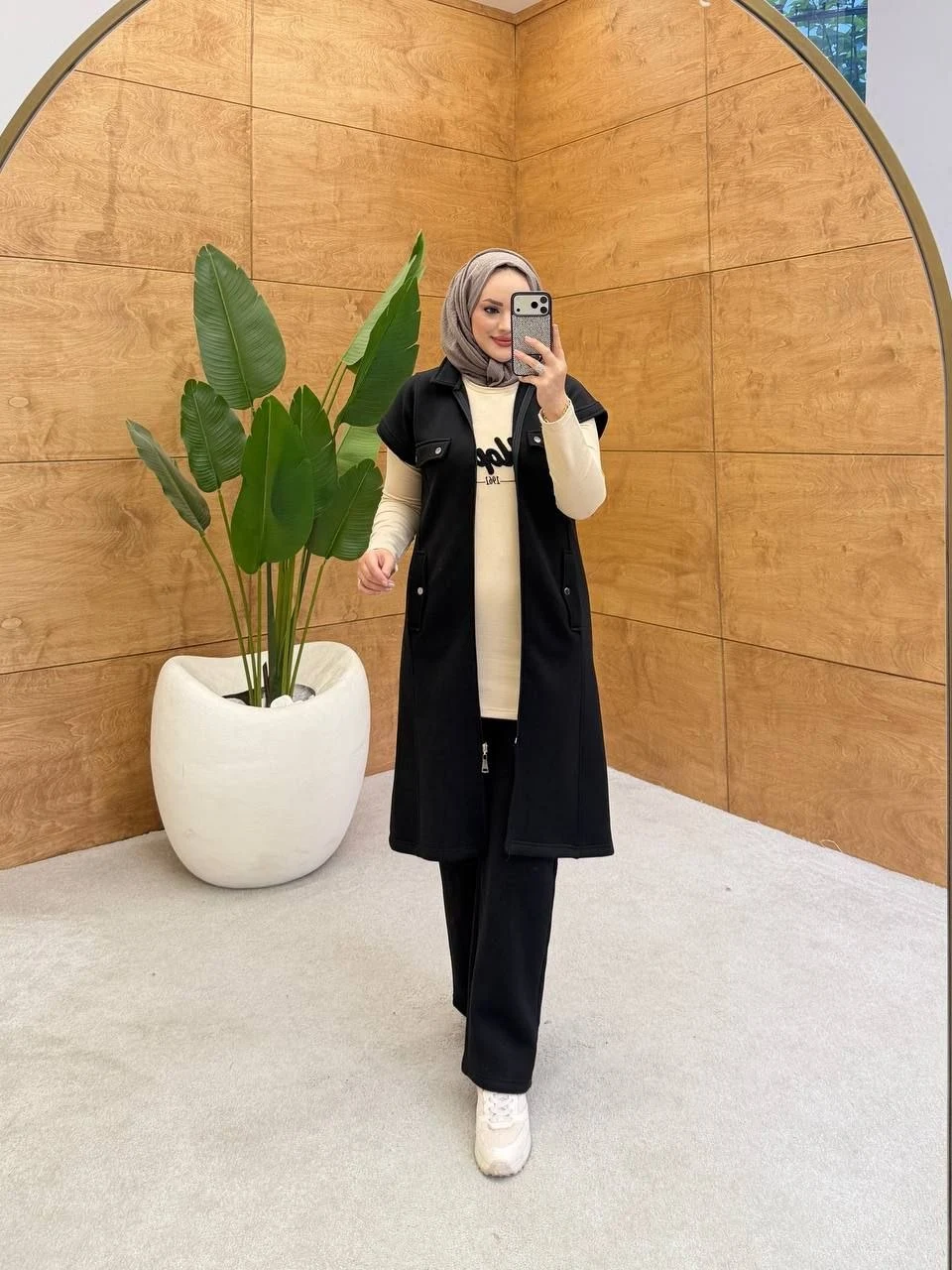 3-Piece Women’s Matching Set — A-180