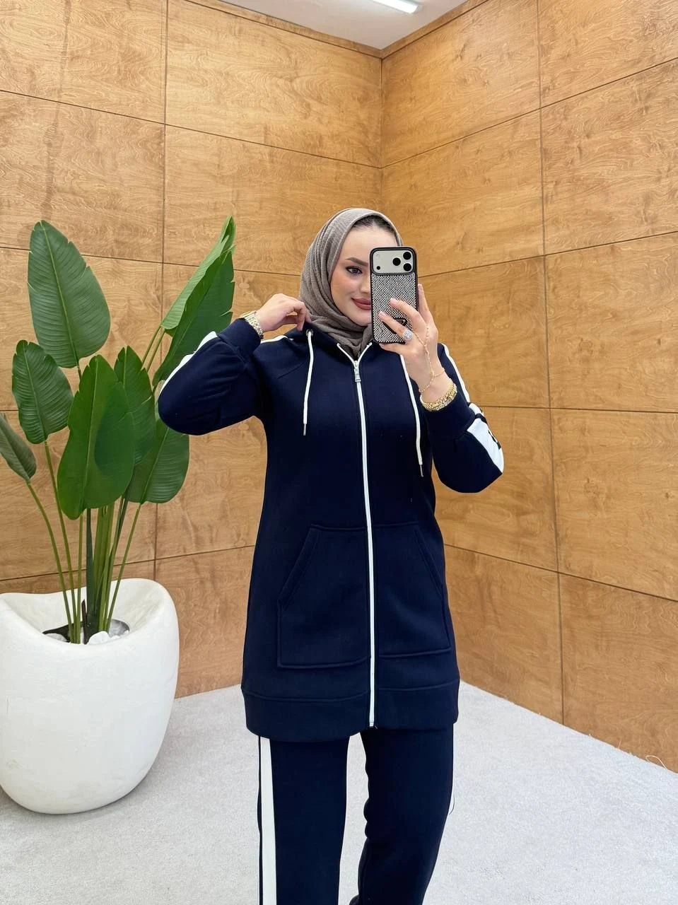 2-Piece Women’s Matching Set — A-183